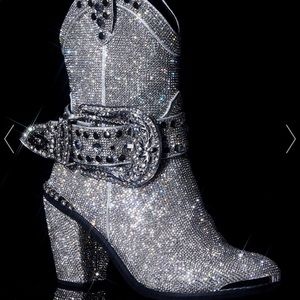 Meet your Posher, Laressa